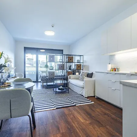 Calm & Stylish - Garage & Balcony * 브라티슬라바