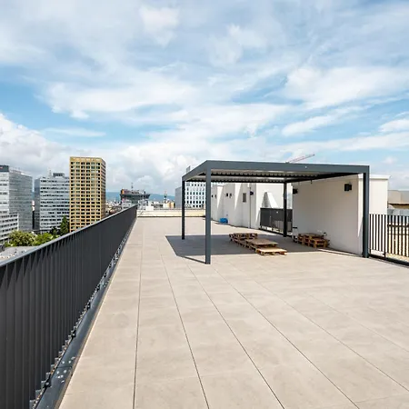 Calm & Stylish - Garage & Balcony